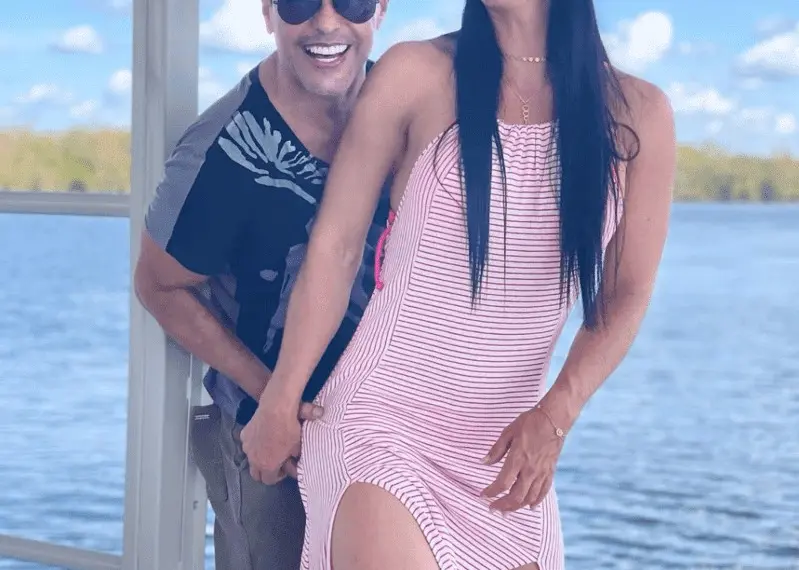 Graciele diz que abriu mão dos bens de Zezé Di Camargo