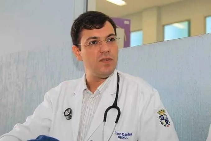 Artigo: 'Vacas mecânicas, mosquitos biônicos e a prefeitura do faz de conta'