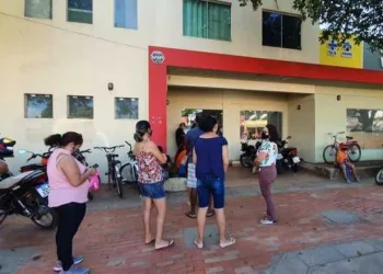 Prefeitura oferece vacinação e atendimento exclusivo para pessoas com gripe, neste feriado