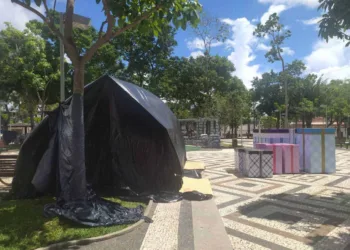 Decoração natalina em Rio Branco deve ser finalizada no dia 18, diz secretário de Infraestrutura