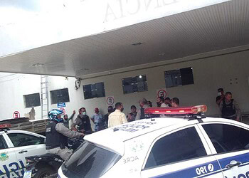 Desentendimento entre policial penal e segurança causa confusão no pronto-socorro de Rio Branco