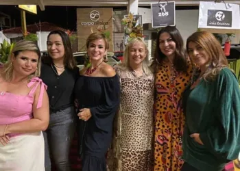 A direção da ACOS, Associação dos Colunistas Sociais do Acre, realizou no restaurante Point do Pato um delicioso jantar de confraternização