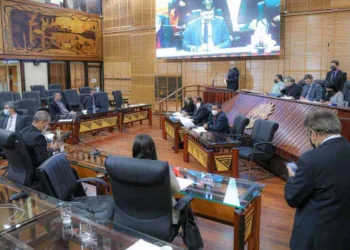 Aleac vota nesta quinta proposta que prevê aumento de 5,42% no salário dos servidores públicos