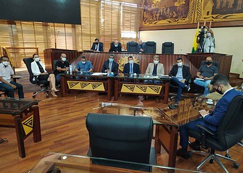 Abono salarial será pago neste mês a mais de 14 mil servidores da Educação estadual