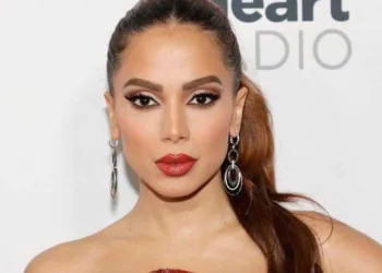 Anitta dará curso de negócios em universidade: ‘Vou compartilhar o meu conhecimento’