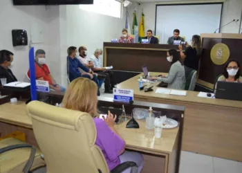 Reversão do sistema de saneamento é tema de debate na Câmara de Rio Branco