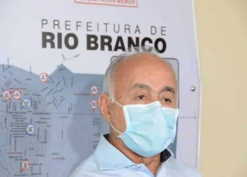 Abono salarial será pago em duas parcelas aos professores da rede municipal de ensino