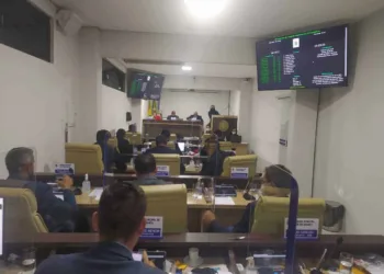 Câmara aumenta de 17 para 21 o número de vereadores de Rio Branco