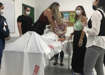 Médicos do Acre recebem cursos de capacitação para atendimento de emergência