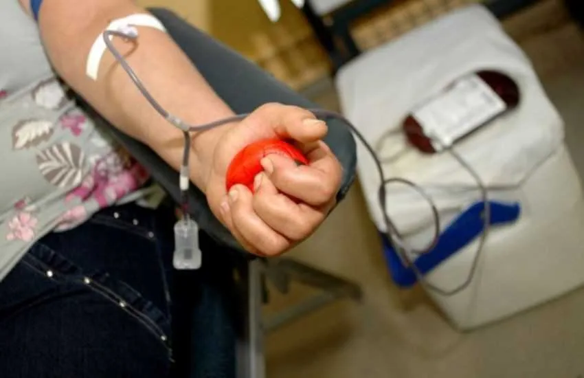 Com estoque em nível crítico, Hemoacre faz apelo por doadores de sangue