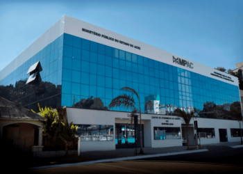 MP apura denúncia sobre servidora comissionada que estaria cursando Medicina fora do país