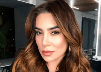 Por conta de ação trabalhista, Naiara Azevedo é condenada a pagar guitarrista