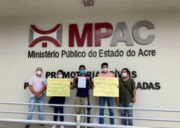 Movimentos sociais pedem ação do MPAC contra empresas que suspenderam serviços de transporte coletivo na Capital