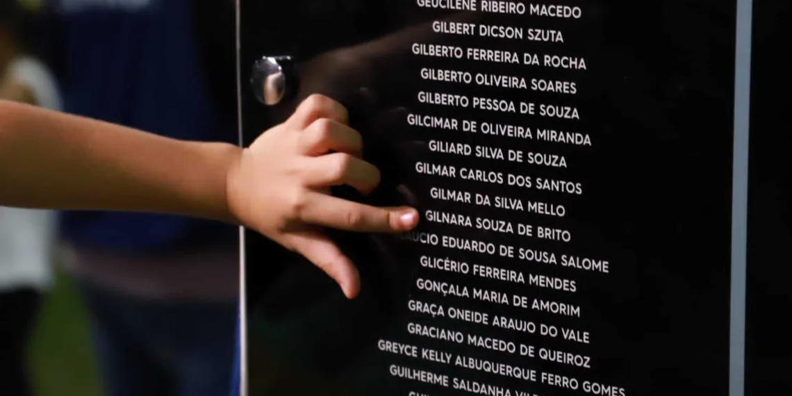 O memorial fica localizado às margens do Lago do Amor, nas dependências do Instituto de Ortopedia e Traumatologia do Acre (Into-AC), na capital (Foto: Marcos Vicentti/Secom)