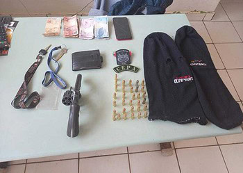 Dupla que planejava fazer assaltos em Acrelândia é presa com revólver e munições