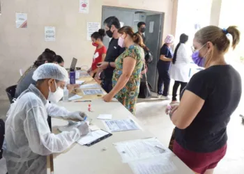 Acre tem 18 novos casos de covid-19 nesta sexta-feira; número de internações e mortes segue estável