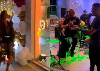 Felipe Araújo faz show surpresa para mãe de Neymar a pedido do craque