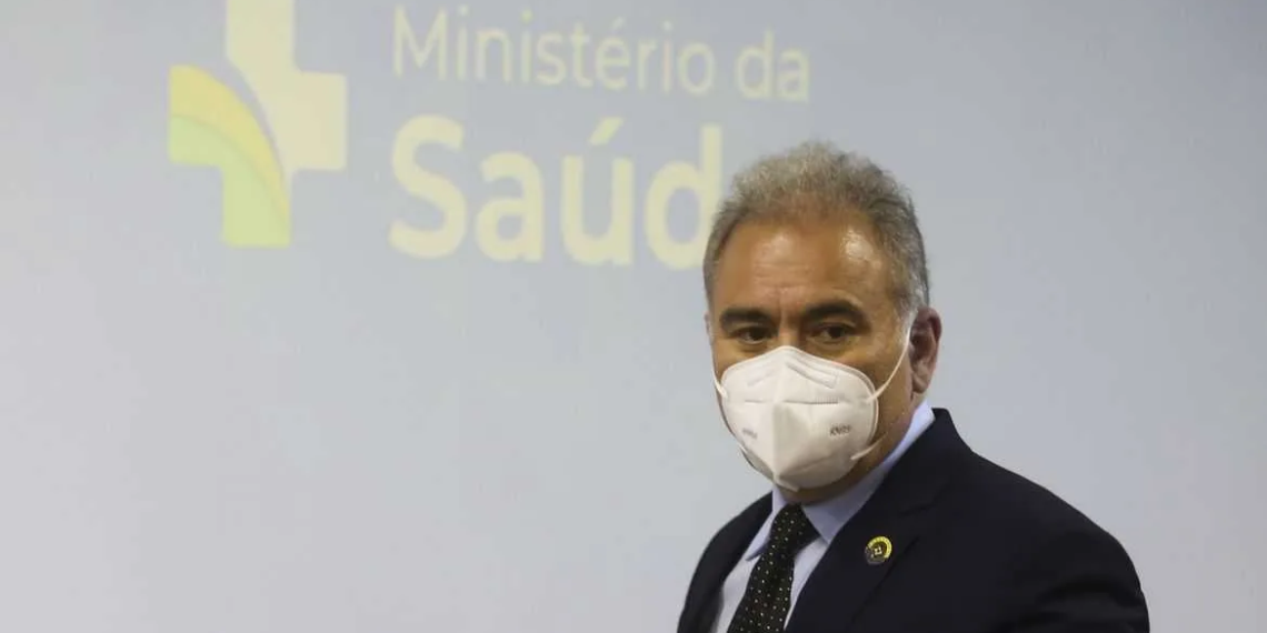 O ministro da Saúde, Marcelo Queiroga, fala sobre a inclusão de crianças de 5 a 11 anos no Plano Nacional de Operacionalização da Vacinação Contra a Covid-19.
