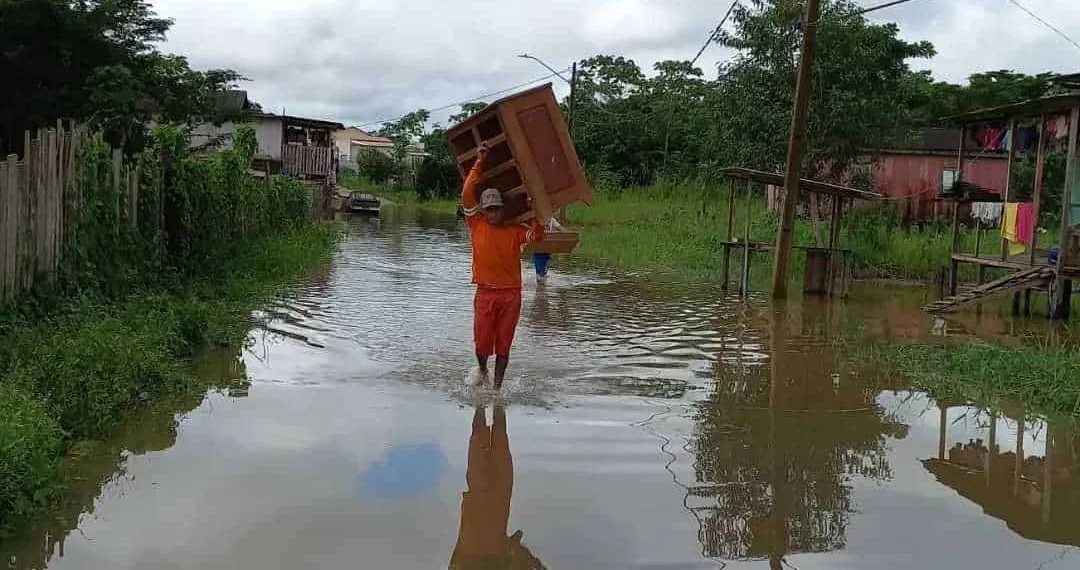 Quatro bairros já foram atingidos pelas águas, na capital(Foto: Ascom Rio Branco)