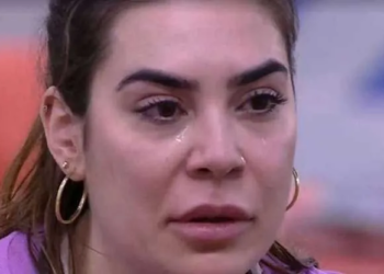 No paredão do BBB 22, Naiara chora e faz acusação contra Jade Picon