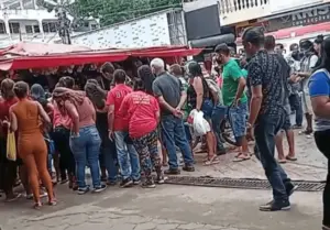 Idoso de 81 anos sofre parada cardíaca e morre no Calçadão de Rio Branco