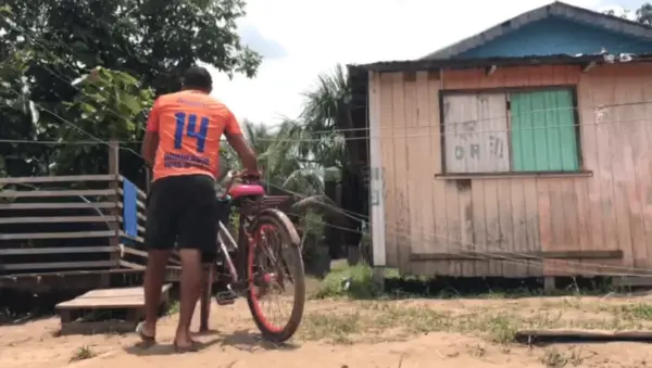 'Momento desesperador', diz morador de Jordão ao recordar inundação de casa após cheia dos rios