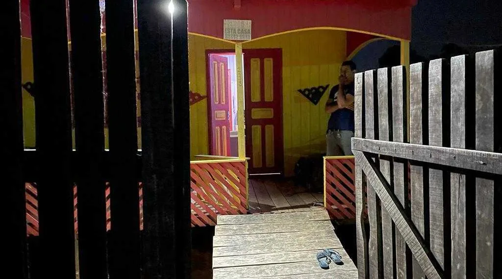 Foragido há 43 dias, homem que matou a esposa a golpes de facão em Tarauacá é preso