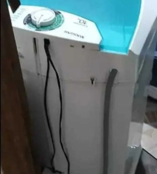 Mulher é encontrada morta dentro de casa em Feijó; suspeita é que ela tenha recebido descarga elétrica ao lavar roupa