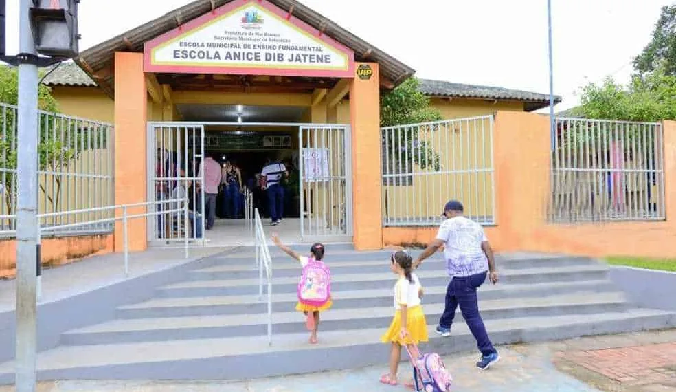 Em Rio Branco, quase 3 mil estudantes não renovaram suas matrículas em 2021