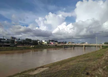 Com expectativa de cheia, Rio Acre registra 9,35 metros nesta quarta-feira