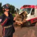 Ambulância do Samu colide com caminhão boiadeiro e socorrista fica preso às ferragens