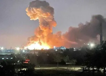 Putin inicia guerra contra a Ucrânia; Kiev e Otan falam em invasão total
