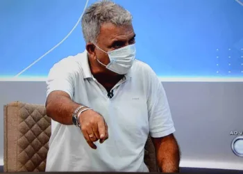 'Se fosse presidente do PP, teria expulsado Gladson desde que ele traiu o Bocalom', dispara Petecão