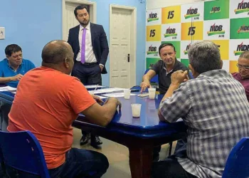 Reunião com dirigentes do MDB para escolha do pré-candidato ao Governo do Estado é marcada por divergências e debates acirrados