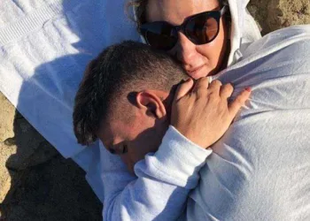 Após separação de Gabriel Medina e Yasmin Brunet, mãe do surfista faz declaração ao filho