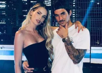 Gabriel Medina dá unfollow em Yasmin Brunet dois meses após separação