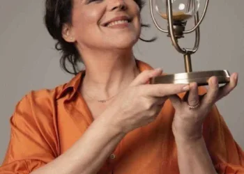 Ana Beatriz Nogueira está com câncer no pulmão