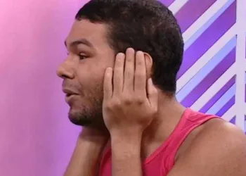 Fora do BBB 22, Vyni surta com recado de Anitta e convite de Juliette