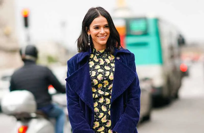 Bruna Marquezine lamenta críticas durante namoro com Neymar: ‘Eu era diminuída’