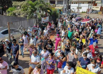 Enfermeiros e auxiliares devem entrar em greve por tempo indeterminado a partir da próxima semana