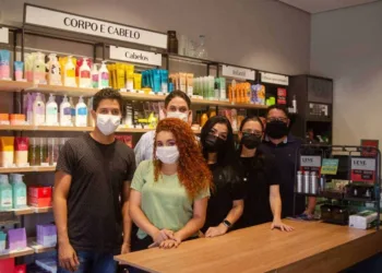 A franquia O Boticário reinaugurou sua loja na Fronteira apostando mais na visibilidade dos produtos
