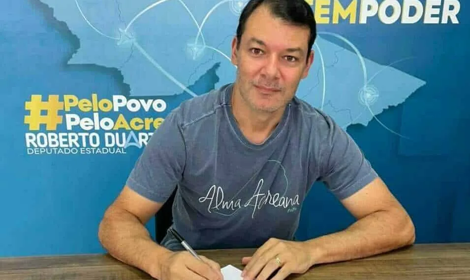 Roberto Duarte deixa o MDB após seis anos: 'Não posso exercer um mandato sendo fantoche de governo ou de coligação partidária'