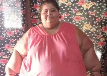 Pesando 230 quilos, acreana pede apoio para realizar sonho de cirurgia bariátrica