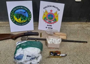 Homem é preso com arma de fogo e objetos furtados de escola