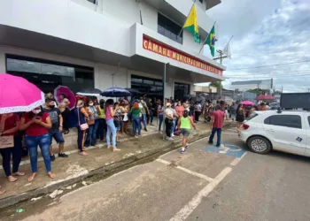manifestação saúde e educação