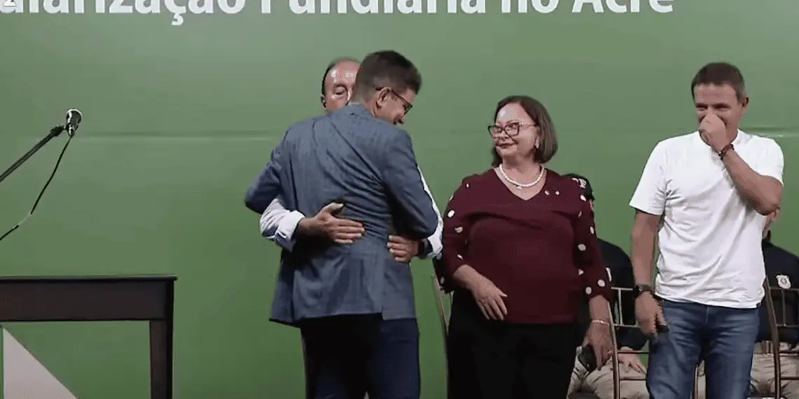 Gladson e Bocalom se desentendem publicamente durante agenda de Bolsonaro em Rio Branco 1 Gladson e Bocalom Boslonaro