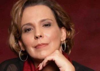 Após cirurgia, Ana Beatriz Nogueira está curada do câncer