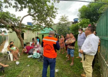 Rio Acre ultrapassa cota de transbordamento na capital e já afeta mais de 100 famílias