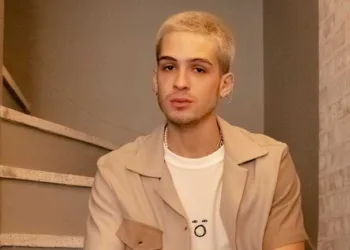 Após prever e acertar 2ª gravidez de Virginia Fonseca, Lene Sensitiva revela que João Guilherme será pai em breve; ator reage nas redes sociais