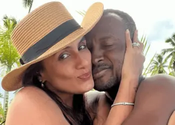 Thiaguinho derrete Carol Peixinho com surpresa romântica em aniversário de 37 anos: 'Alegria todo dia'